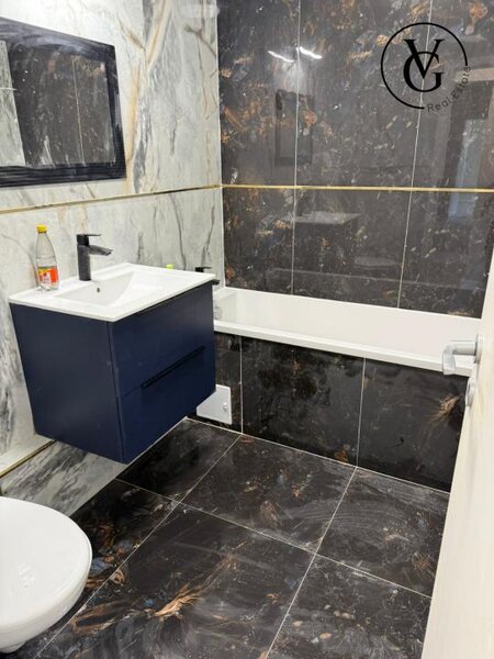 Aparatorii Patriei, metrou 4 min., apartament 3 camere,