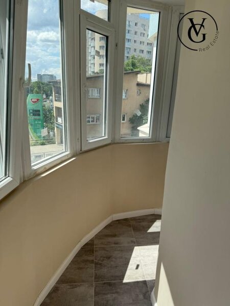 Aparatorii Patriei, metrou 4 min., apartament 3 camere,